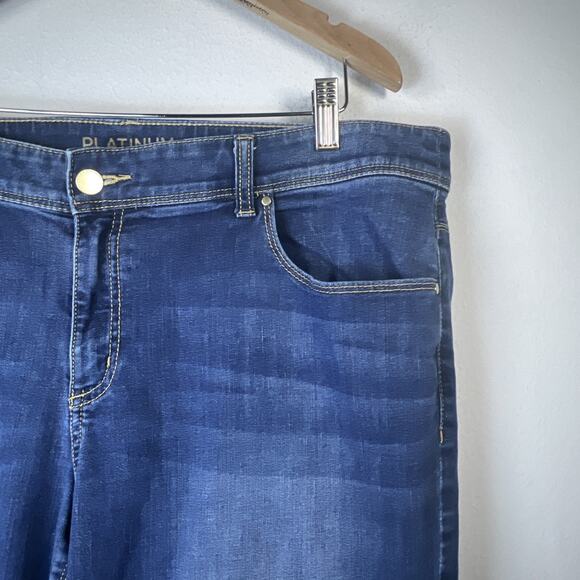 Chico's size 3 us XL chicos platinum Medium Wash Blue Denim jeans 16 straight - Picture 2 of 13